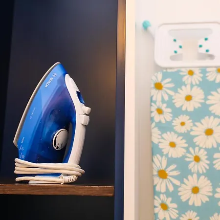 Center - Your Cosy Corner 地拉那