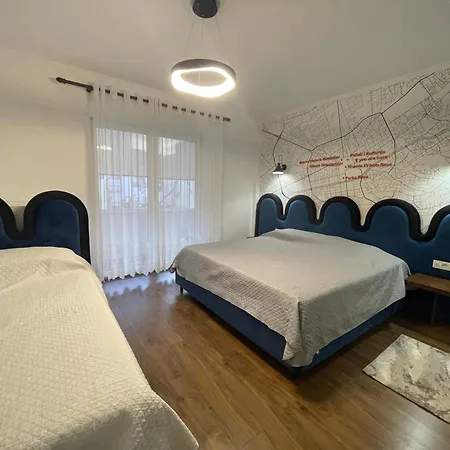 Center - Your Cosy Corner * 地拉那
